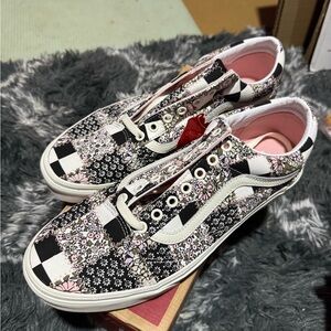 Vans Men’s  Black and White Floral Sneakers